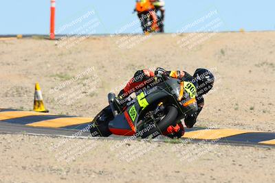 media/Apr-06-2024-CVMA (Sat) [[e845d64083]]/Race 10 Amateur Supersport Middleweight/